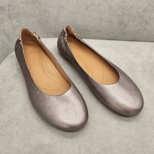 Dansko Flats 8.5 Pewter Metallic Leather Mollie Ballerinas Classic Comfy New$140